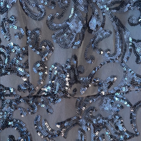 NWT Alex Evenings Purple Sequin Maxi Gown Flutter Sleeve - Picture 3 of 6